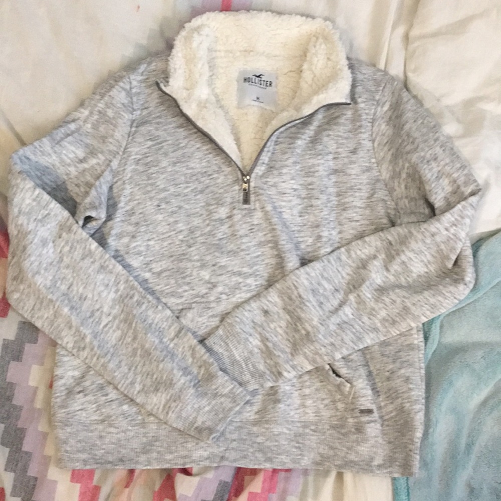 Hollister Sherpa quarter zip
